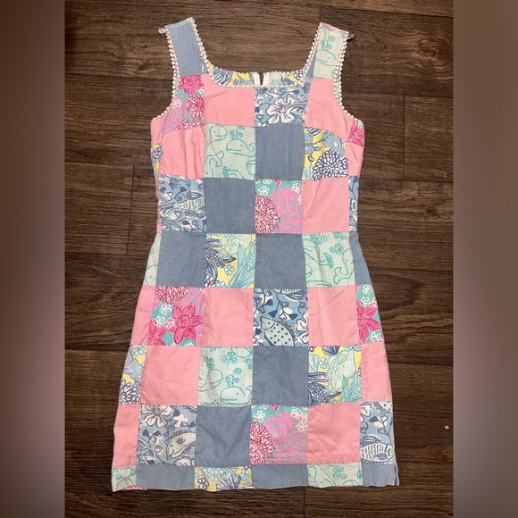 Lilly Pulitzer Dresses & Skirts - Lilly Pulitzer women’s size 2 patchwork dress